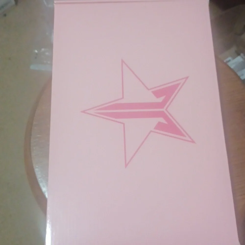 NWOT Jeffrey Star Cosmetics Black Star Mirror